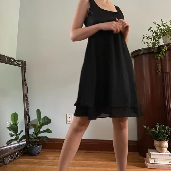 VINTAGE BLACK DRESS - Picture 3 of 7